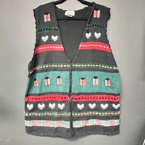 vintage 2XL women's plus size Christmas v neck sweater vest green black red